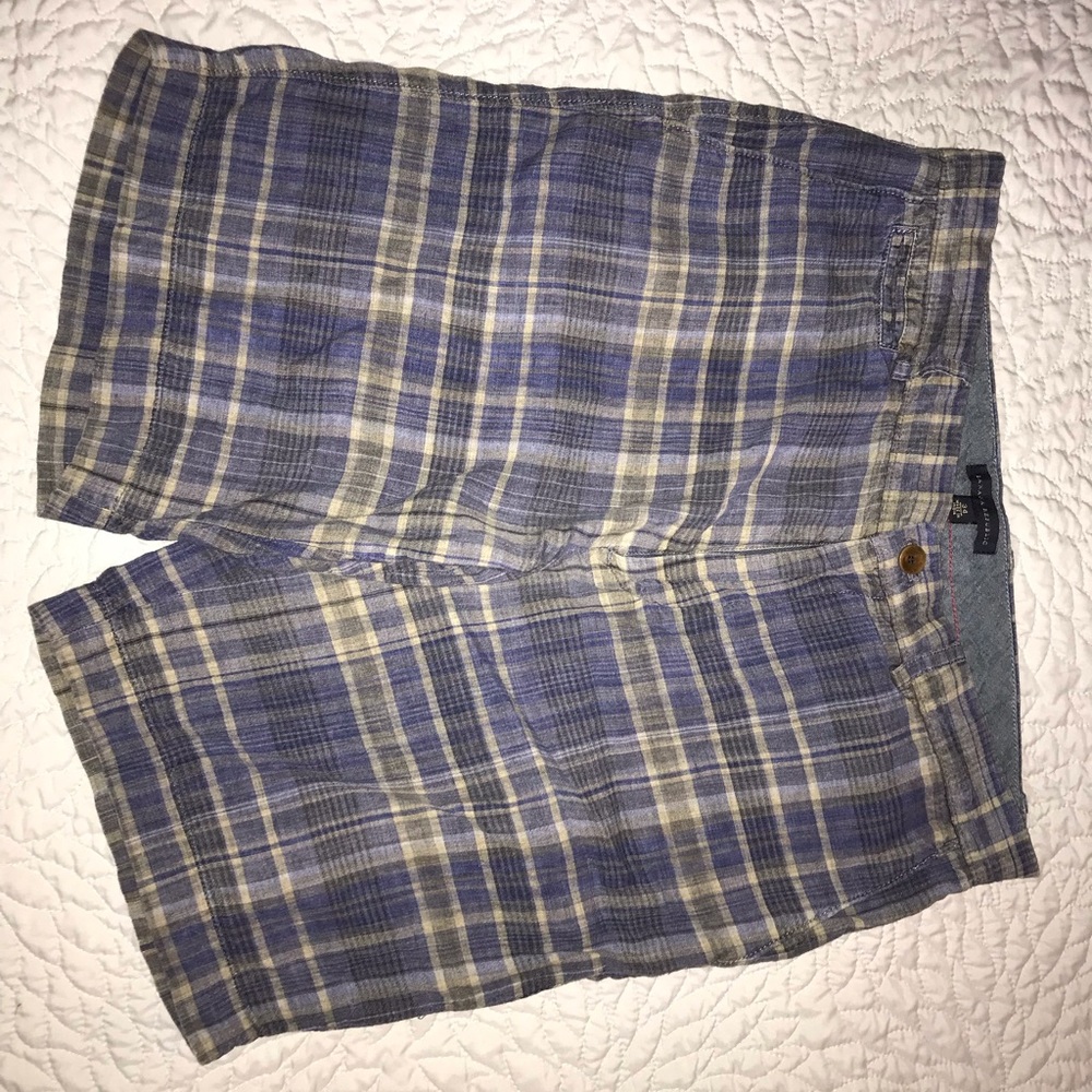 DONATED - Banana Republic Linen Shorts